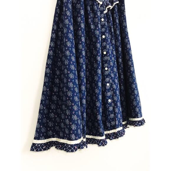 Vintage Gunne Sax Button-Front Prairie Skirt in Navy | Size XXS - Picture 4 of 7